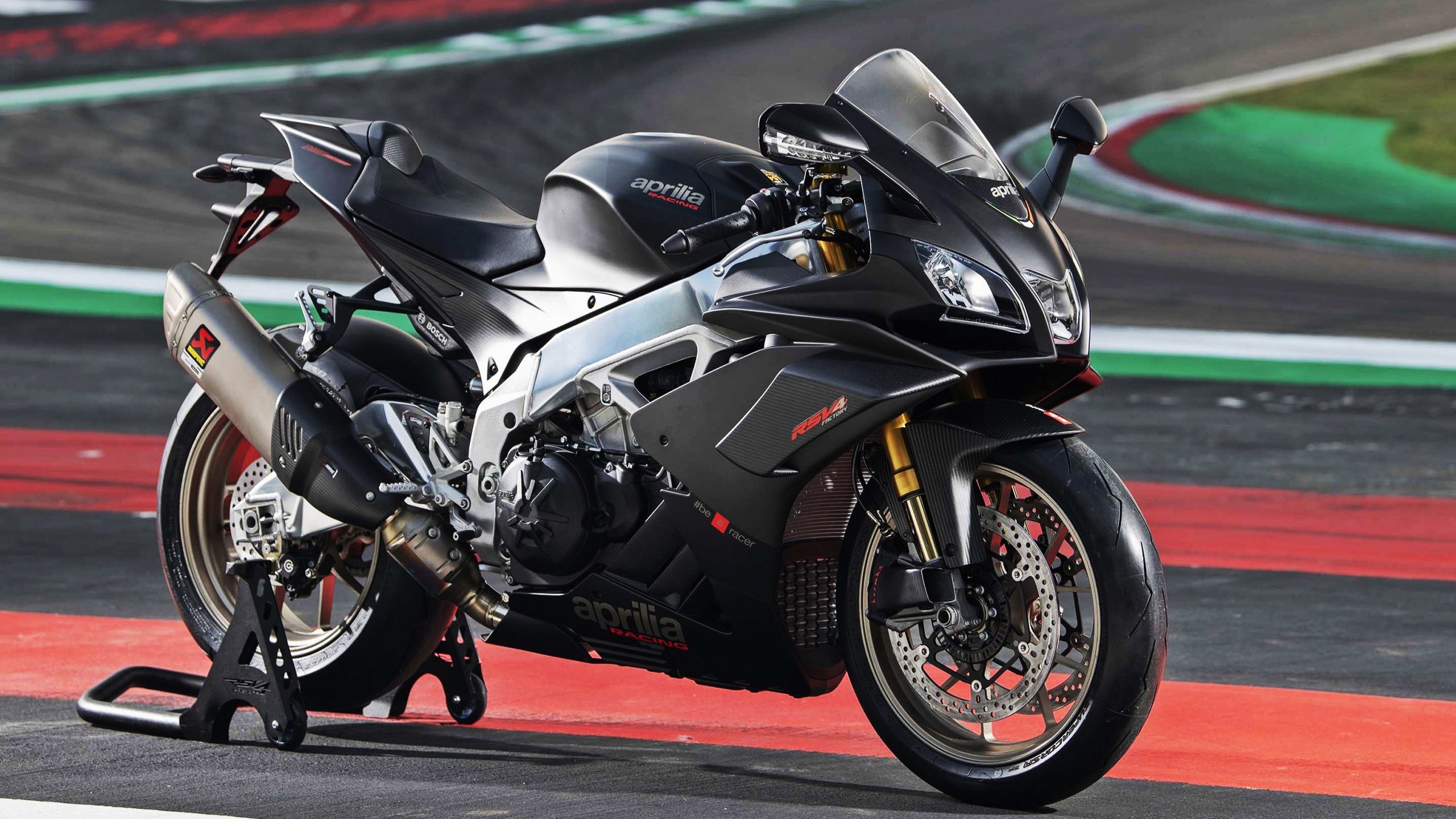 开云平台-当字母哥撞上伯纳乌，在雄鹿与凯尔特人的胜利中，看见接管比赛的通用公式