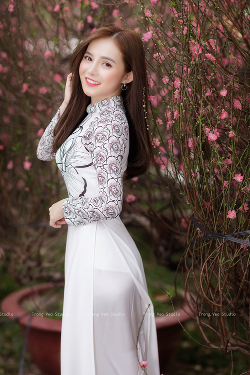 哈兰德制胜球击破铁桶阵，塞维利亚式防守难救澳大利亚