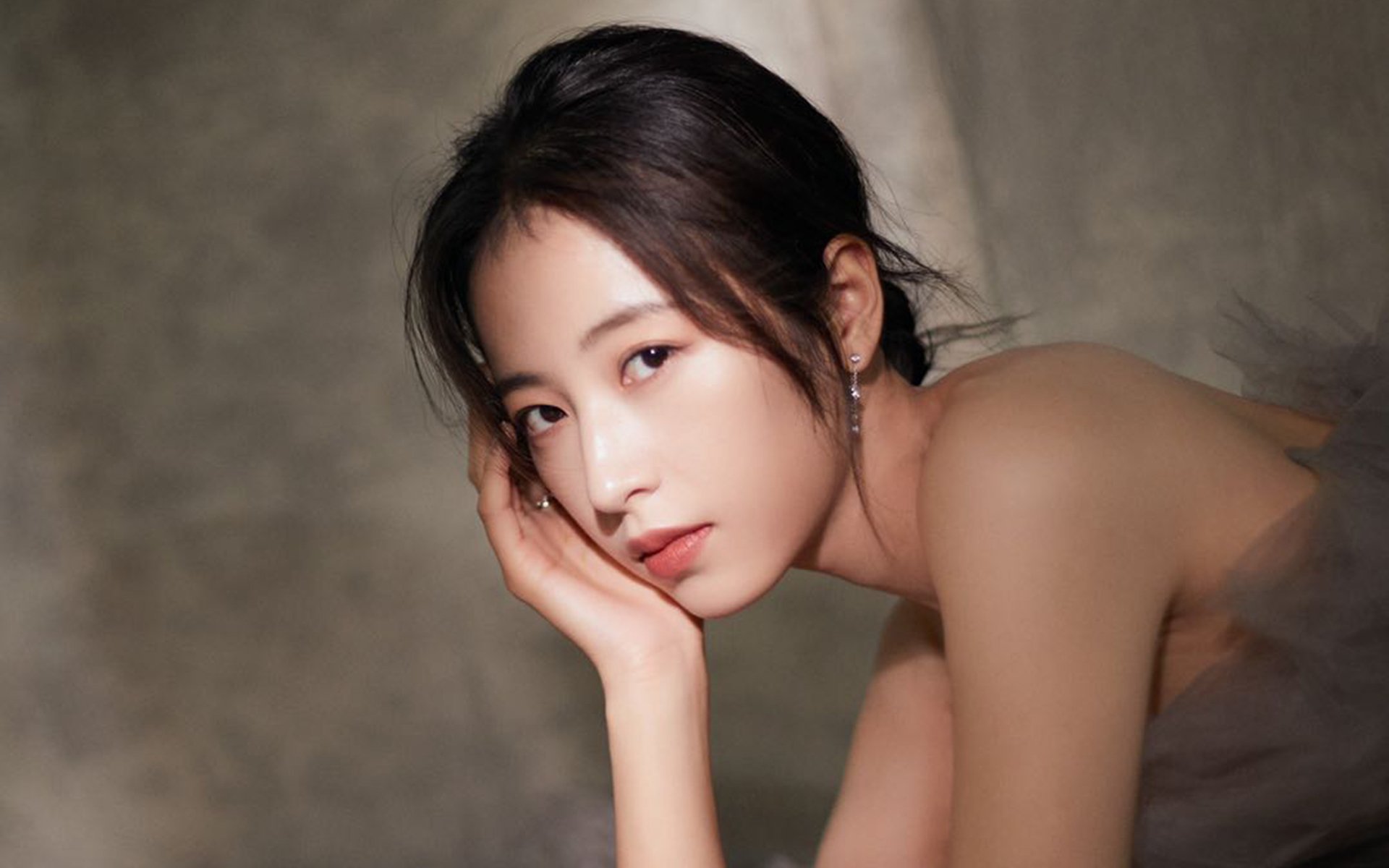 开云官网-库尔瓦图神扑定乾坤，威尔士逆境翻盘中国队